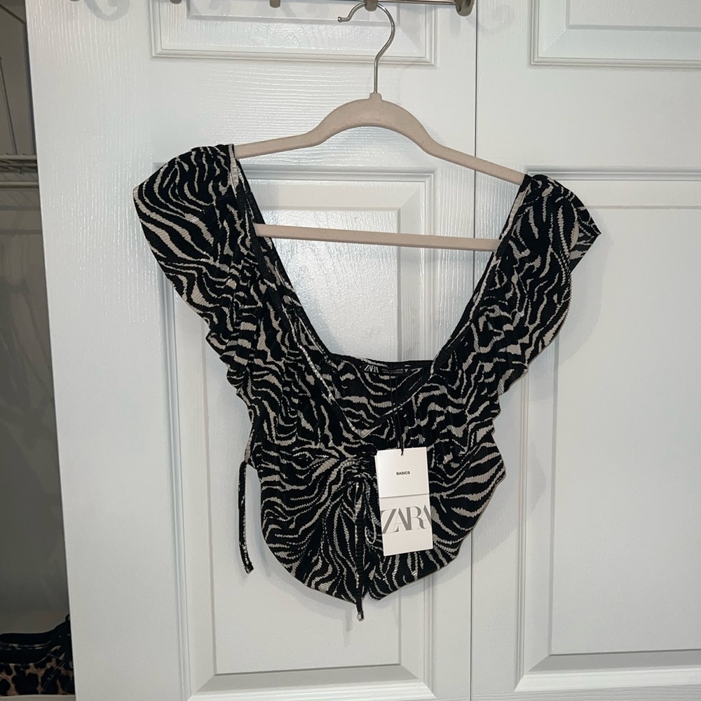 ZARA CROP TOP